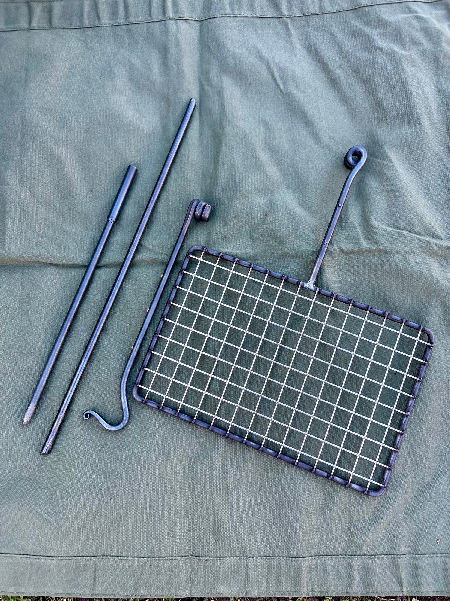 Fire anchor Cooking Swing Arm. Bushcraft and Camping Cooking Set for Hanging Billy Cans, Kettles with a Grill Arm