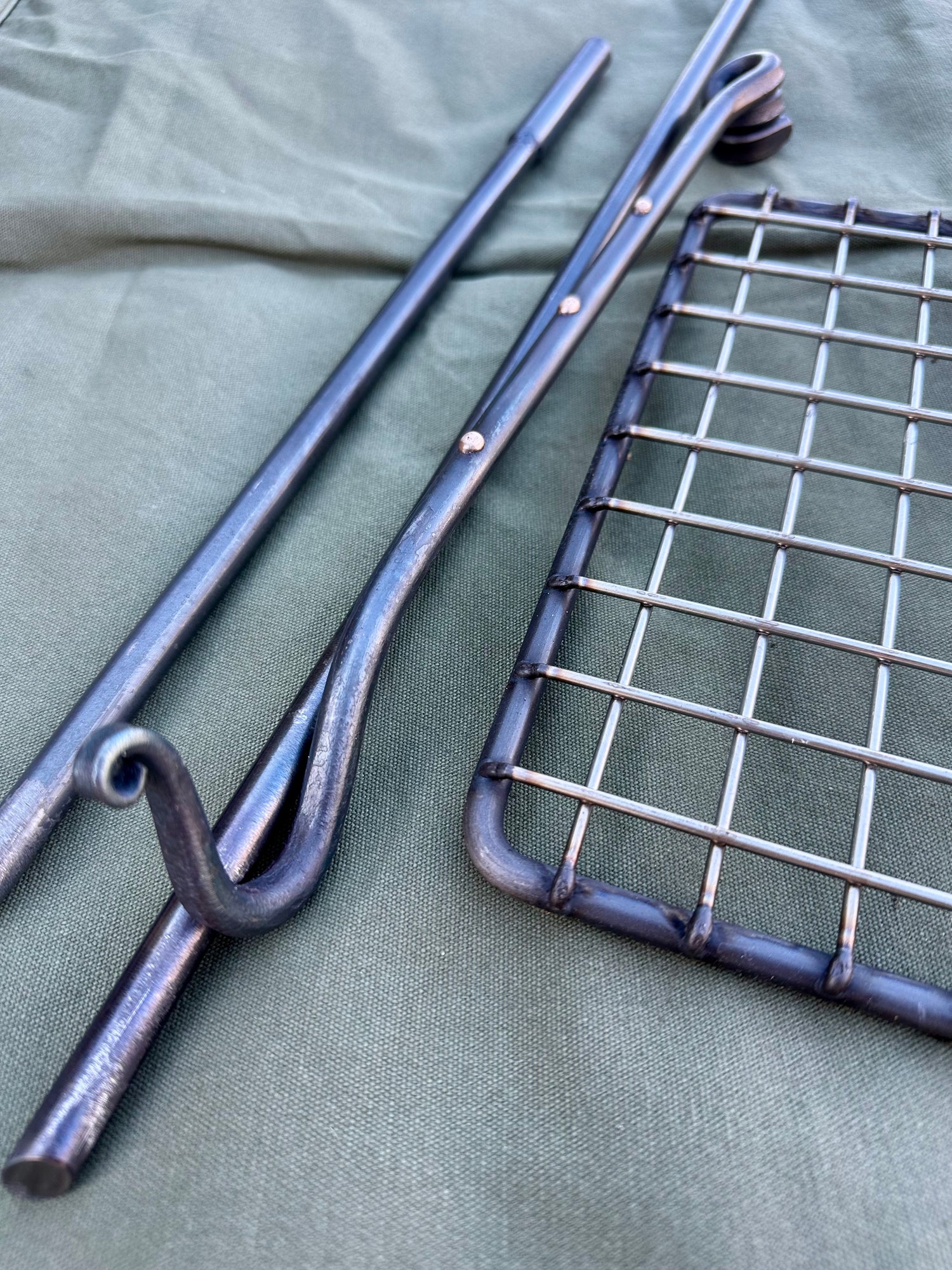 Fire anchor Cooking Swing Arm. Bushcraft and Camping Cooking Set for Hanging Billy Cans, Kettles with a Grill Arm