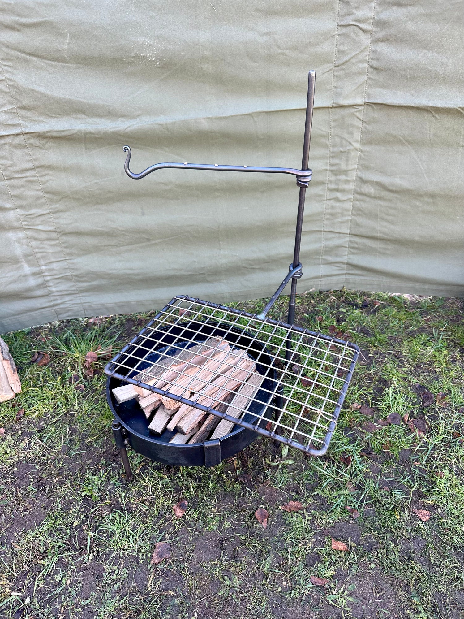 Fire anchor Cooking Swing Arm. Bushcraft and Camping Cooking Set for Hanging Billy Cans, Kettles with a Grill Arm