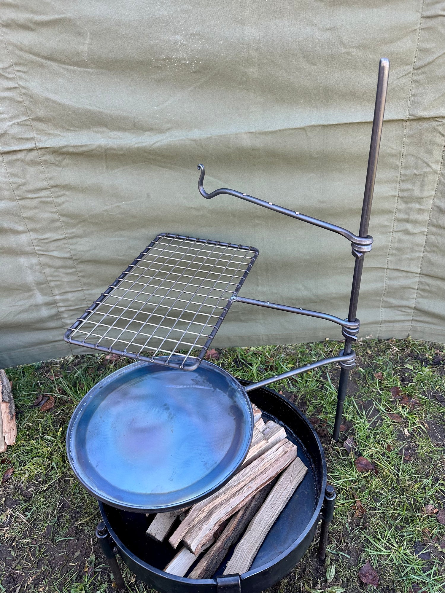 Fire Anchor with Skillet, Grill, Hook arm for Bushcraft Camping Cook Set