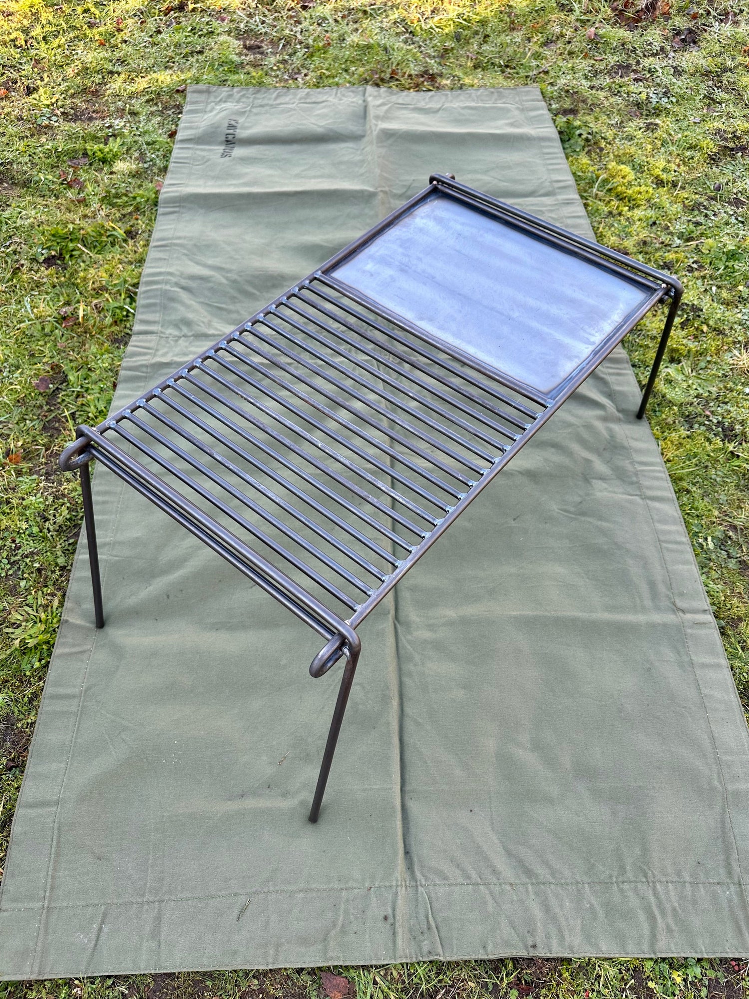 Base Camp BBQ Grill - Skillet Hot Plate Fully Welded - For Large Groups