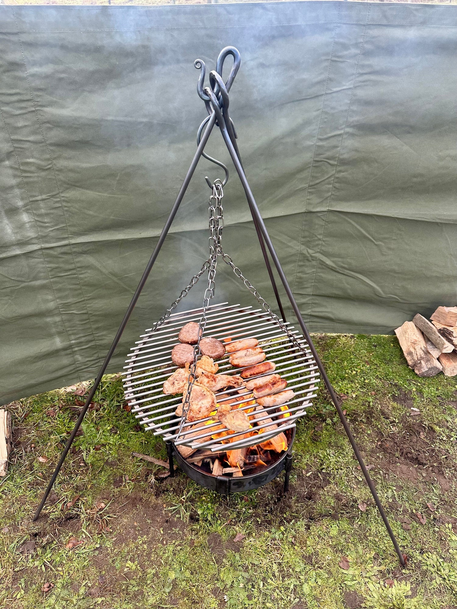 Bushcraft Tripod 12mm Forged Steel Heavy Gauge Tripod Ridge Rack System