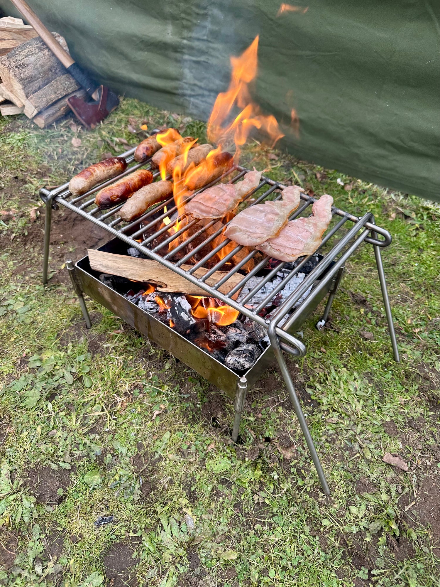 Stainless Steel BBQ Grill - Compact and Robust - Ideal for Camping - Overland - Bushcraft