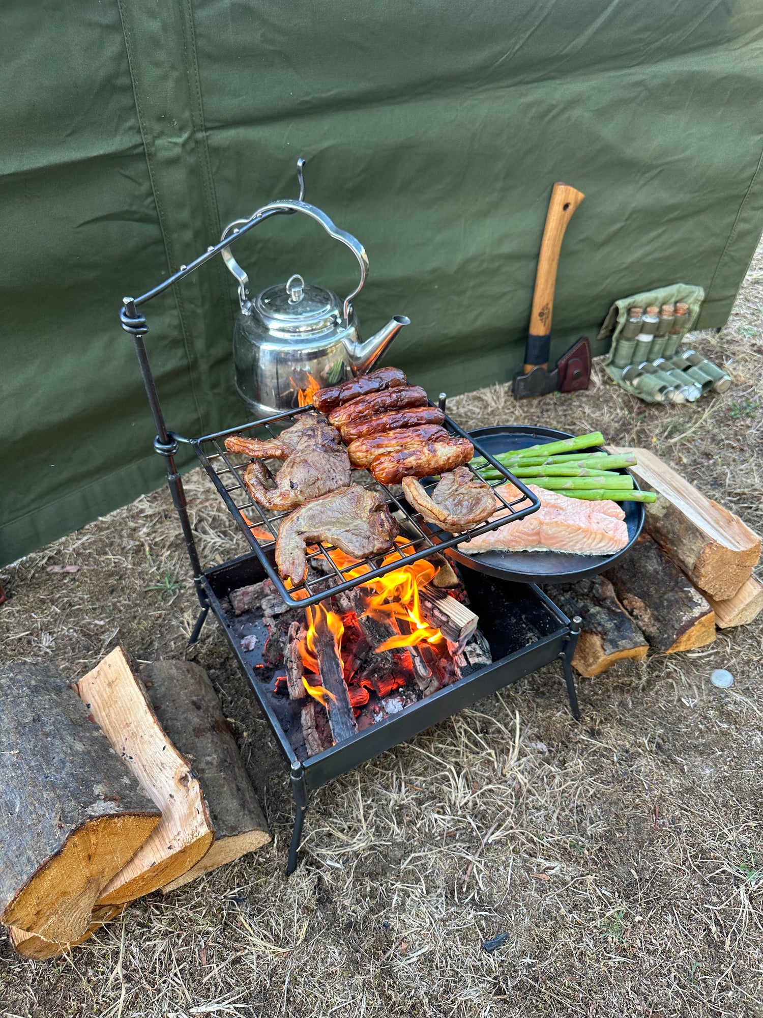 Traveler Stove lightweight Portable Fire Pit BBQ Mild Steel