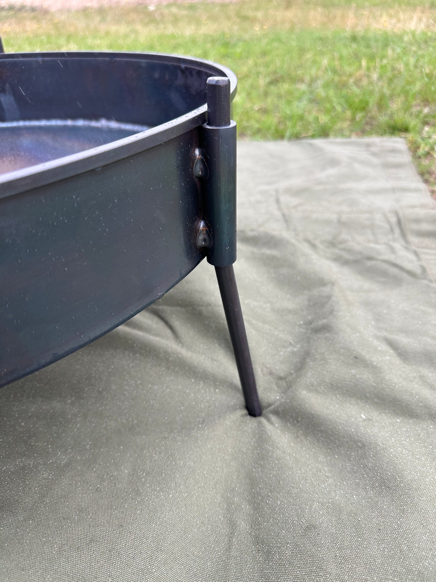 Fire Pit 27 - Portable and Easy to Store - Robust Fire Pit