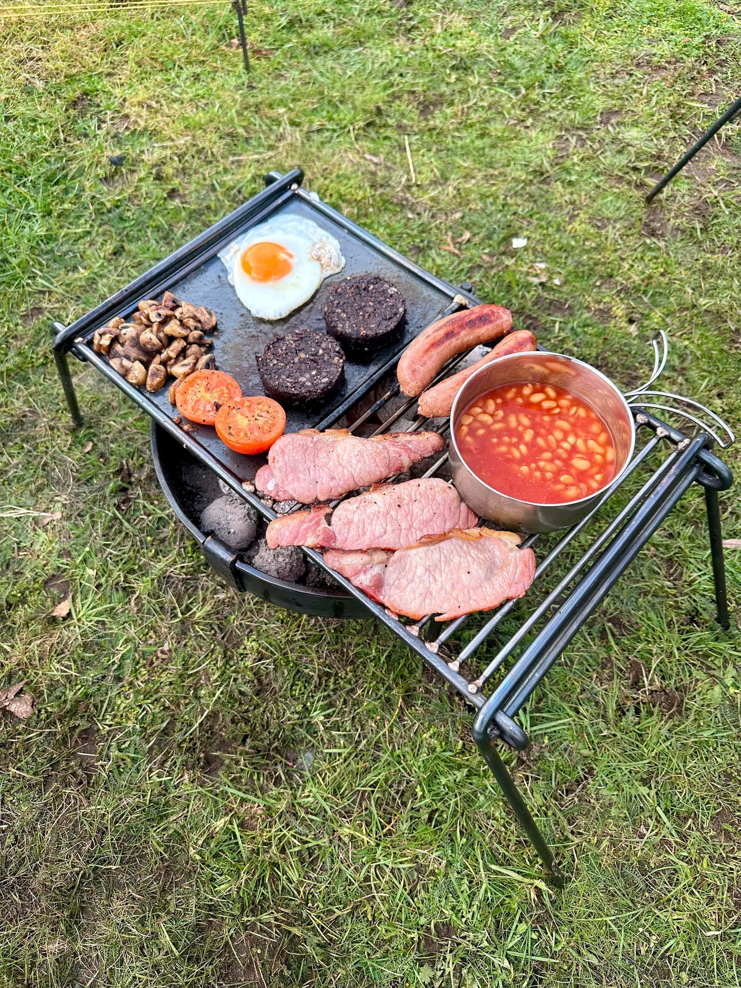 Overland BBQ Grill Heavy Gauge Steel with Skillet Plate