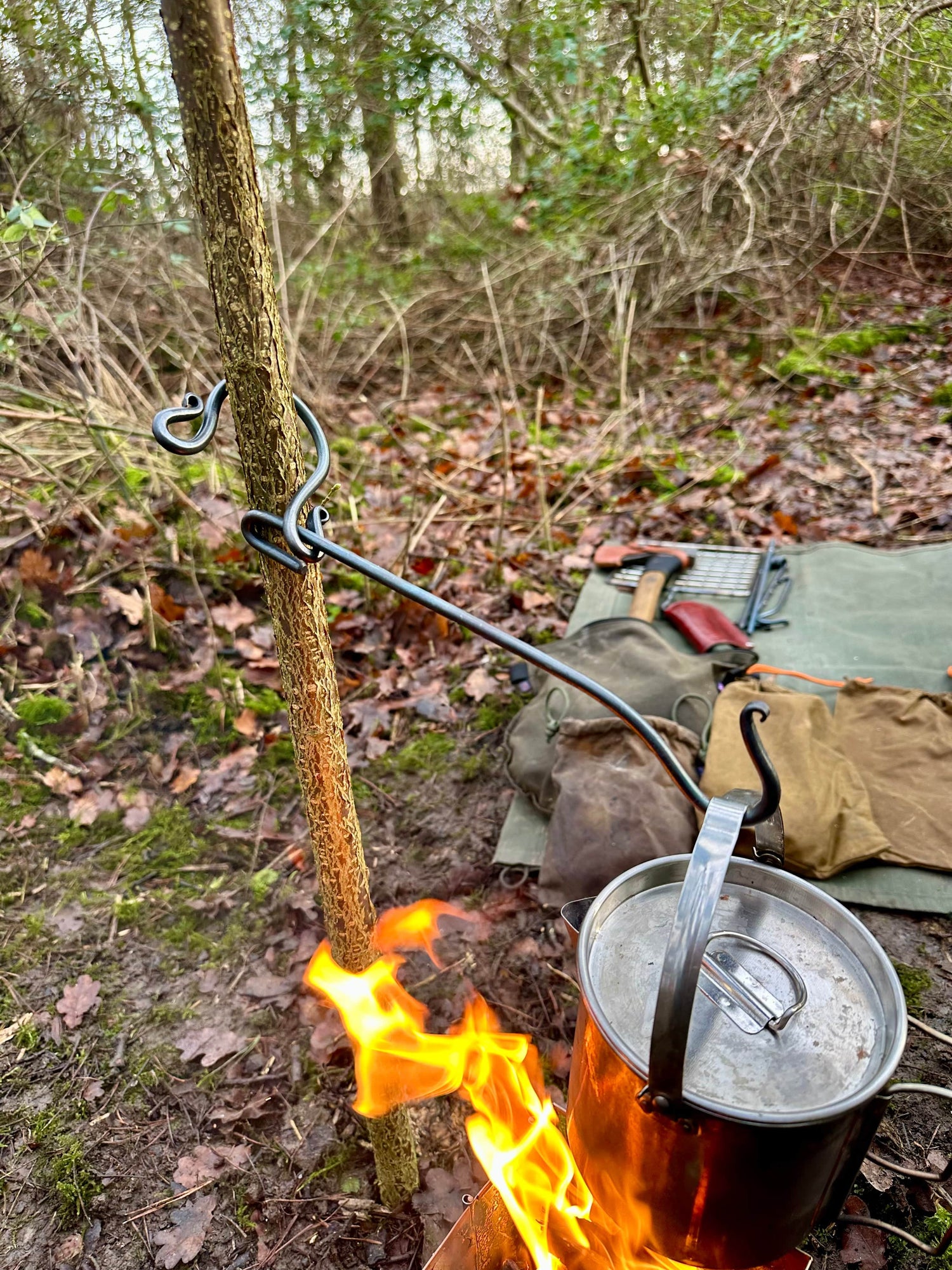 Pocket Fire Anchor  Lightweight Backpack Fire Anchor  for Hanging Billy Cans