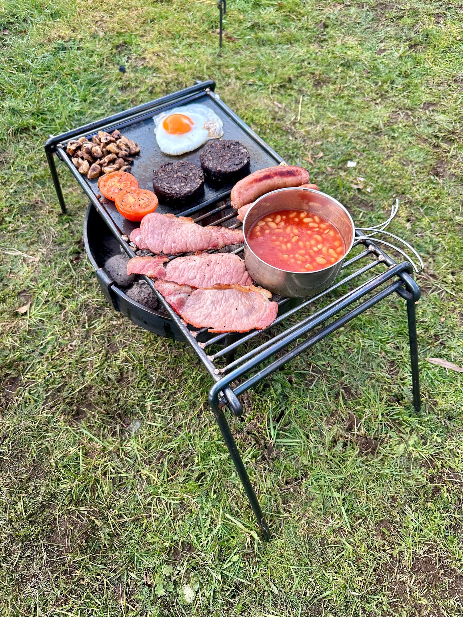 Overland BBQ Grill Heavy Gauge Steel with Skillet Plate